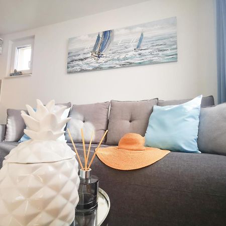 Rita Apartments - Sea-View Apartment 2Plus1 Tučepi Exteriör bild